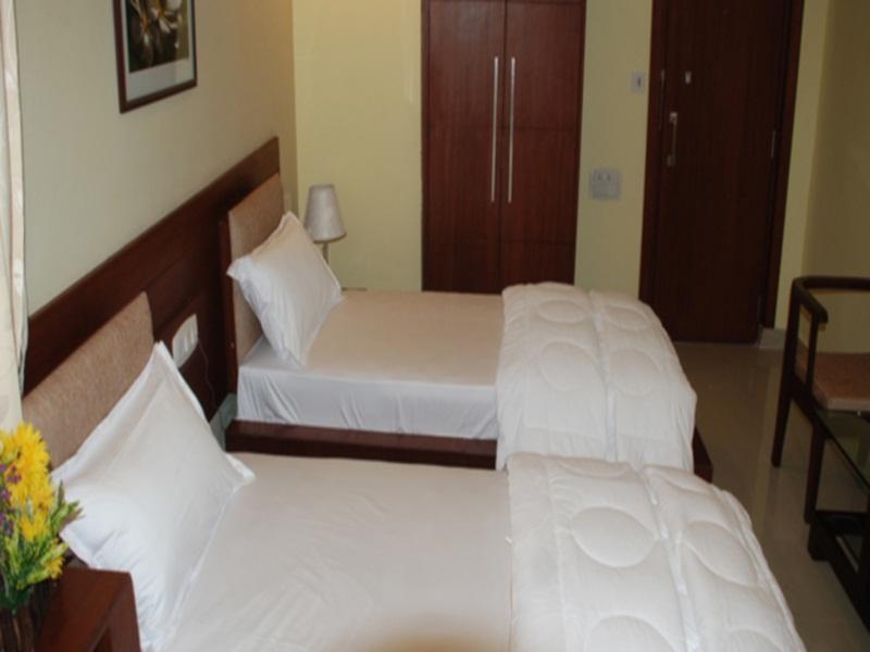 Hotel Sri Madhura Inn Hyderabad Exteriör bild